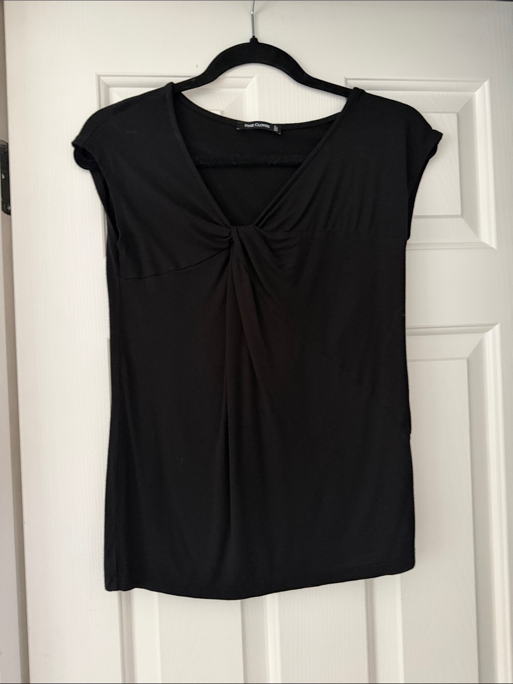 Pink Clover Black Twist-Knot Cap Sleeve Top